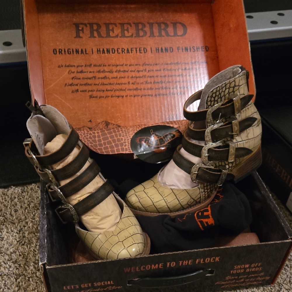 Freebird Tan and Black Ankle Boots